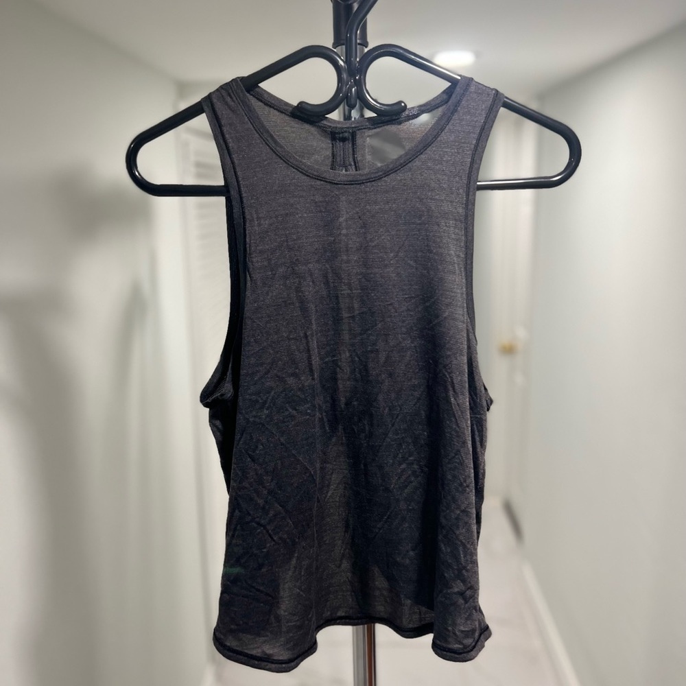 Lululemon tank top